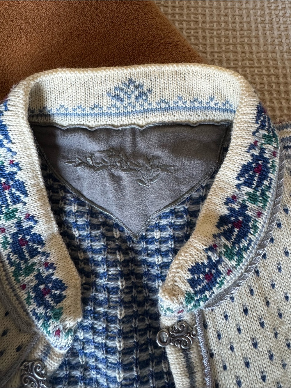 Dale of Norway Classic Nordic Knit Cardigan Jacket Cream & Blue - Picture 7 of 9